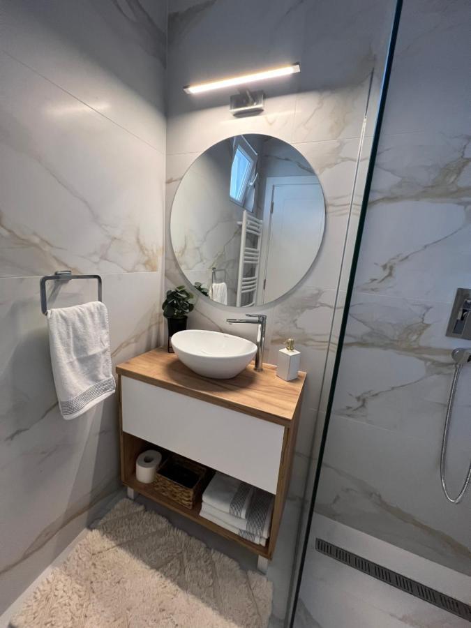 Centar Ns2 Apartment โนวีซาด ภายนอก รูปภาพ