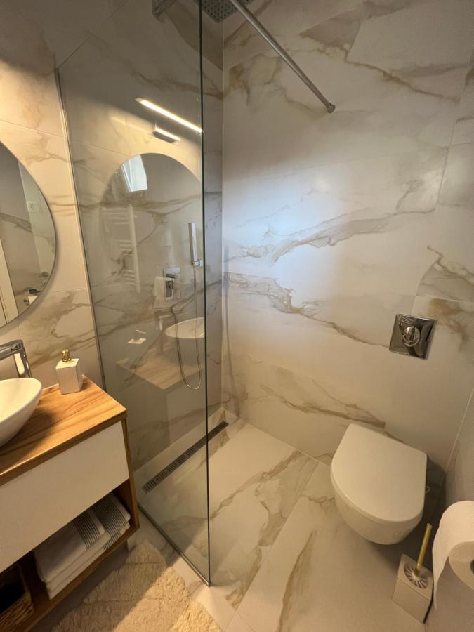 Centar Ns2 Apartment โนวีซาด ภายนอก รูปภาพ